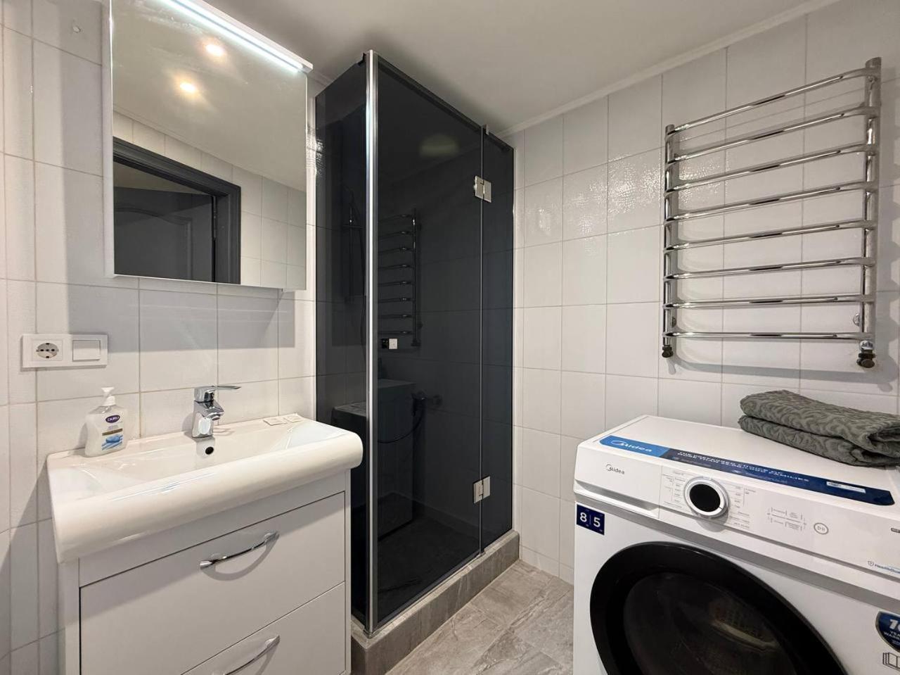18 Deribasivska Street Jacuzzi Apartment Odessa Extérieur photo